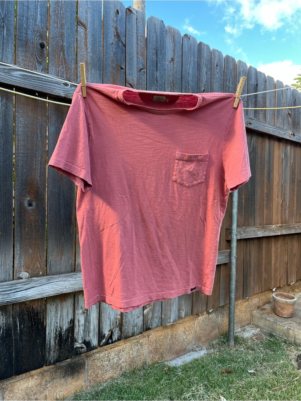 Faherty Men's Short-Sleeve Pocket Tee in Dusty Rose